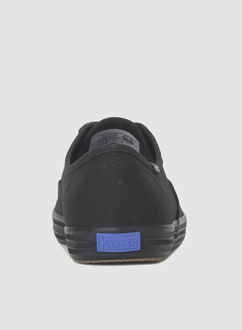 كيدز كيدز نسائي شامبيون أوريجينال سنيكر قماش كاجوال أسود